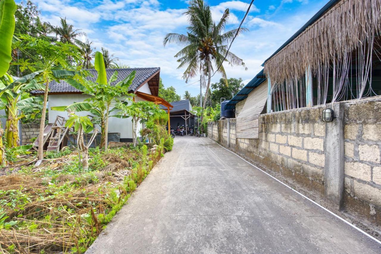 Ari La Casa Hotel Toyapakeh ภายนอก รูปภาพ